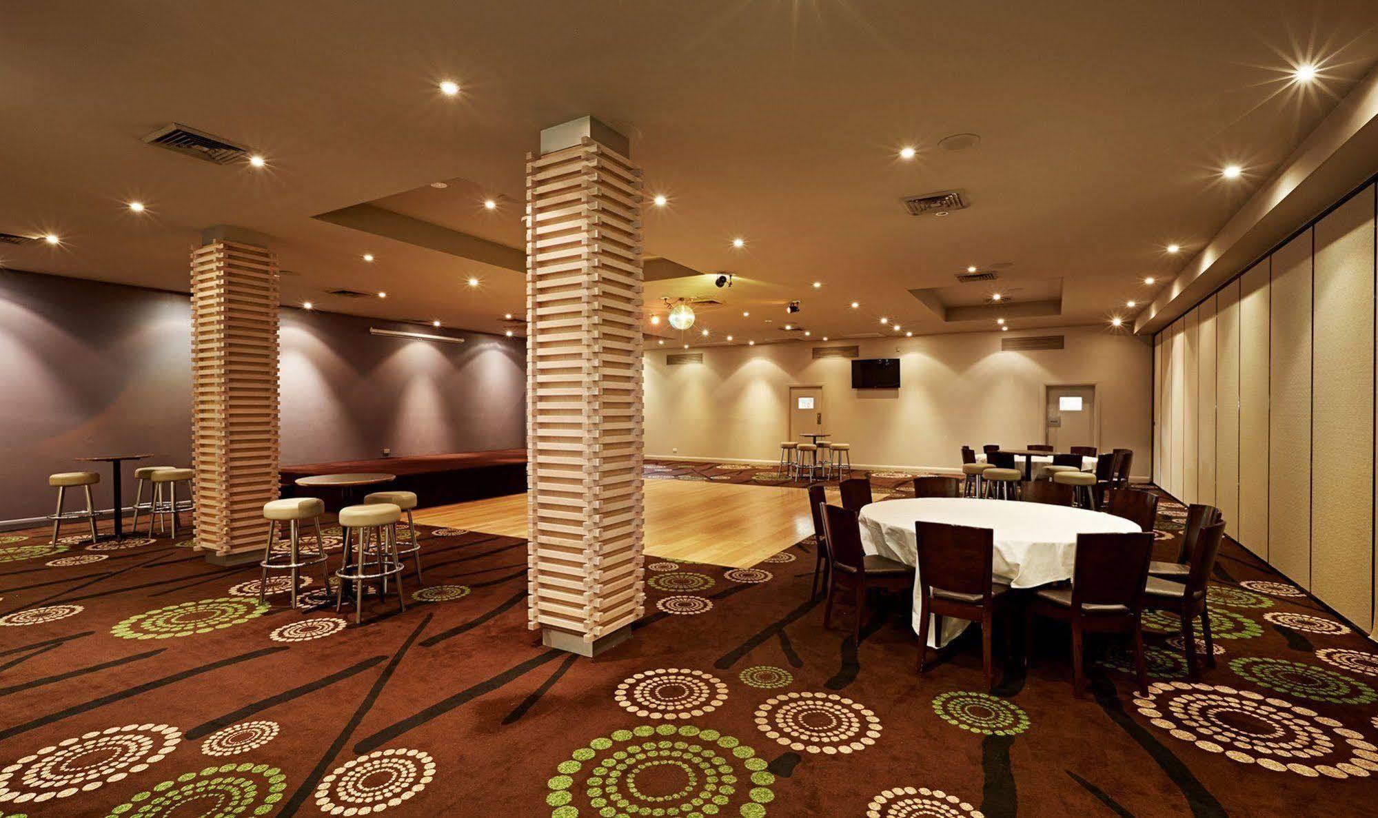 Nightcap At Waltzing Matilda Hotel Springvale Exterior foto
